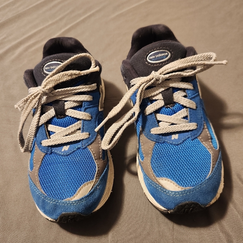 New Balance 2002R Cobalt Blue Size 3 Youth Kids Shoes